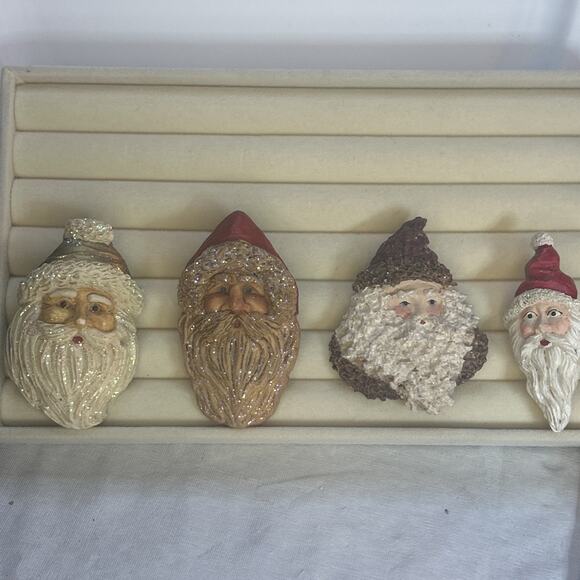 Vintage Bundle Lot Christmas Brooches Santa Head Pins Holiday Set 1 Signed Gift - Picture 8 of 16
